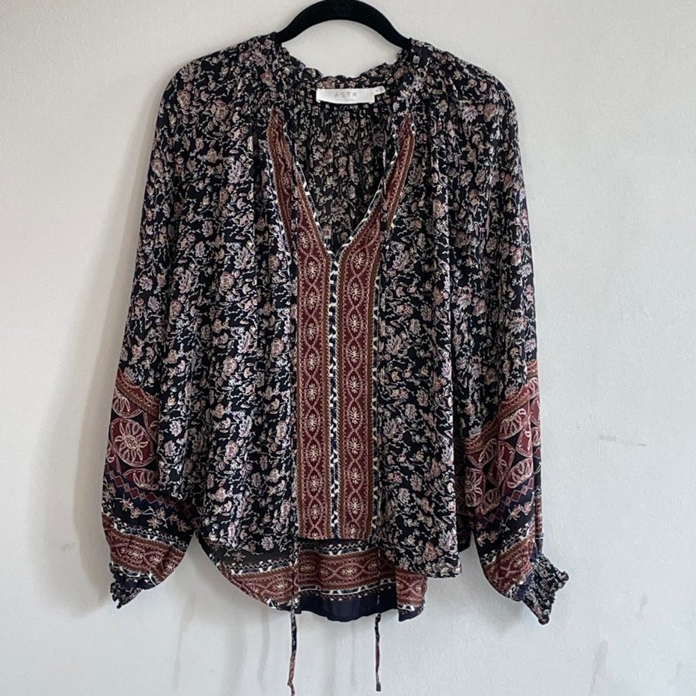 ASTR - Clara Tie Neck Peasant Blouse - Size Small - Picture 2 of 6